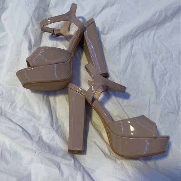 McKoine platform heels - Picture 2 of 5